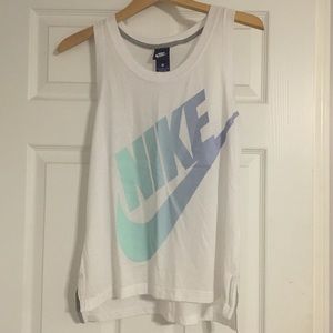 Nike Women’s Sport Top